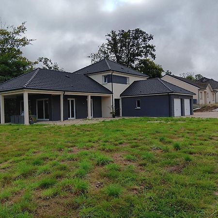 Chambre Privee Dans Une Maison Familiale Acomodação com café da manhã Charmes  Exterior foto